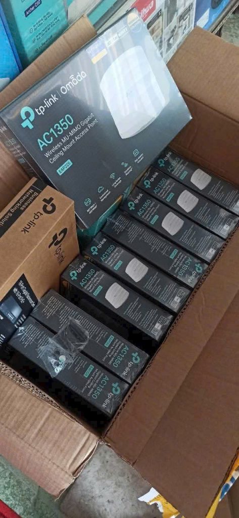 LẮP ĐẶT HỆ THỐNG CAMERA VÀ WIFI CHO VĂN PHÒNG THẠNH THỚI HÀ TIÊN